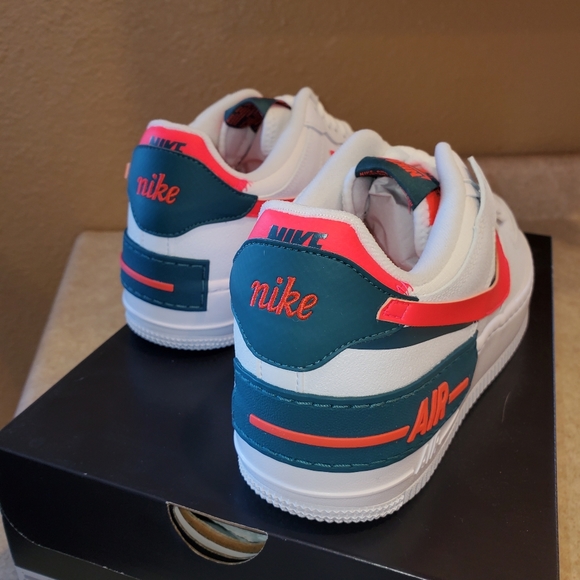 Air Force 1 Shadow - Picture 3 of 5